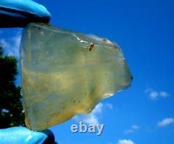 Libyan Desert Glass Meteorite Tektite impact specimen(635 crt)Soft yellow Gem A