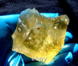 Libyan Desert Glass Meteorite Tektite impact specimen(650 ct) yellow Top Gem A