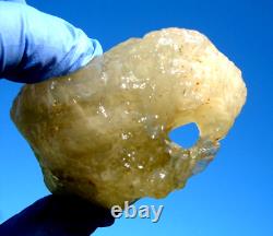 Libyan Desert Glass Meteorite Tektite impact specimen(660 crt) Natural hole