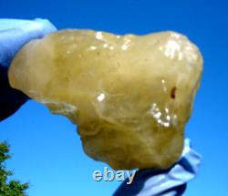 Libyan Desert Glass Meteorite Tektite impact specimen(660 crt) Natural hole