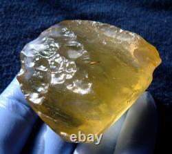 Libyan Desert Glass Meteorite Tektite impact specimen(675 crt)Dimples Gem AAAA+