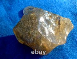 Libyan Desert Glass Meteorite Tektite impact specimen(680 crt)Super Blue lines