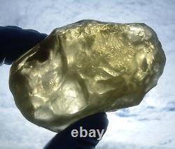 Libyan Desert Glass Meteorite Tektite impact specimen(777 crt) Dimples Gem AAAA