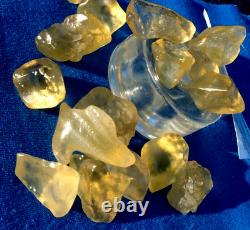 Libyan Desert Glass Meteorite Tektite impact specimen(800 crt)Medium Gem Lot#48