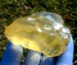 Libyan Desert Glass Meteorite Tektite impact specimen(815 crt)Heart shape Gem A