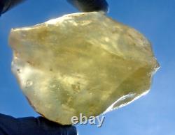 Libyan Desert Glass Meteorite Tektite impact specimen(900 crt) Dimples Gem AAAA