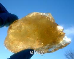 Libyan Desert Glass Meteorite Tektite impact specimen(925 crt)Dark insider Gem