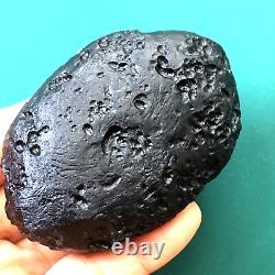 Tektite indochinite space rock impactite meteorite impact stone 134 g oval