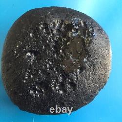 Tektite indochinite space rock impactite meteorite impact stone gems 196 g