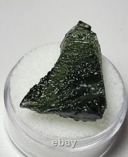 19 carats 25mm de long Moldavite de la République tchèque provenant de l'impact d'une météorite