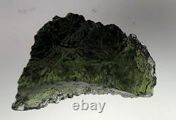 19 carats 25mm de long Moldavite de la République tchèque provenant de l'impact d'une météorite