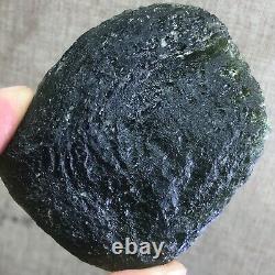 234 Ct MOLDAVITE de République tchèque de l'impact de météorite avec des éclats