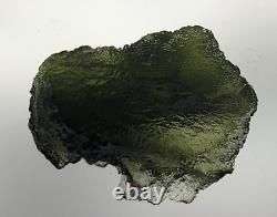 24.6 carats 23mm de long Moldavite de la République tchèque provenant de l'impact d'une météorite