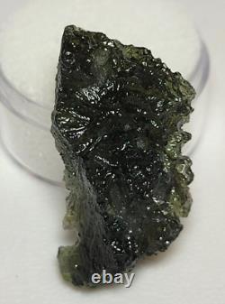 33,7 carats 30mm long Moldavite de la République tchèque provenant de l'impact d'une météorite