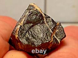 38gr. Diamant d'impact météorite hexagonal noir $ de réduction