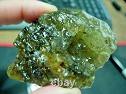 459,5 carats = 91,9 grammes de verre du désert libyen vert provenant de l'impact d'une météorite avec certificat d'authenticité