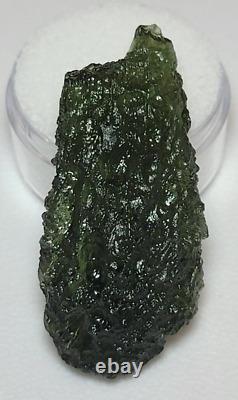 52 carats 42mm de long Moldavite de la République tchèque provenant de l'impact d'une météorite