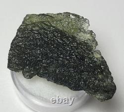 53,7 carats Moldavite de République tchèque de 35mm de long provenant de l'impact d'une météorite