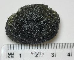 57,6 carats 35mm long Moldavite de la République Tchèque provenant de l'impact d'une météorite