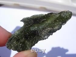 65,7 carats 48x22x16mm MOLDAVITE Rép. Tchèque Impact de météorite avec petits éclats