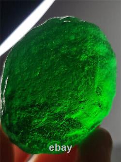 95g Verre d'impact de météorite GEM MOLDAVITE vert Tchèque D473