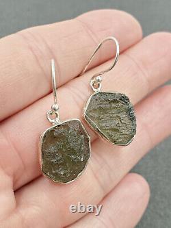 Boucles d'oreilles en verre d'impact de météorite de moldavite tchèque naturelle en argent sterling 925