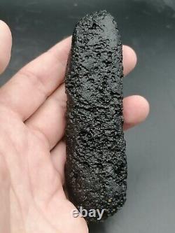 Carillon d'ange XXL Tektite Indochinite Rod 108,97g / 11,2cm Verre d'impact de météorite