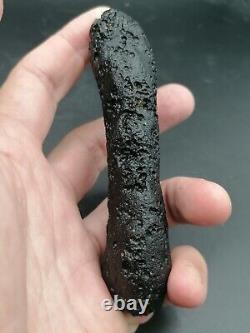 Carillon d'ange XXL Tektite Indochinite Rod 108,97g / 11,2cm Verre d'impact de météorite