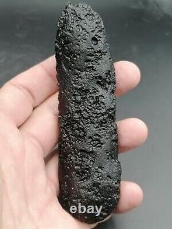 Carillon d'ange XXL Tektite Indochinite Rod 108,97g / 11,2cm Verre d'impact de météorite