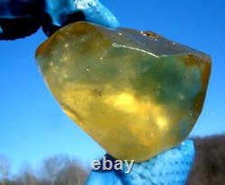 Échantillon d'impact de météorite de tectite en verre du désert libyen (335 crt) Gemme jaune AAAA+