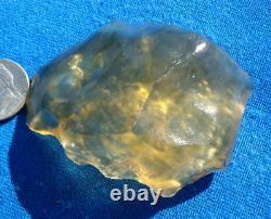 Échantillon d'impact de météorite en verre du désert libyen (330 ct) Tektite Dimples Gem jaune