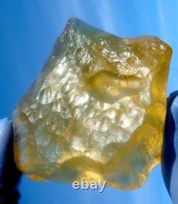 Échantillon d'impact de tectite de météorite en verre du désert libyen (575 crt) Gemme Dimples AAAAA