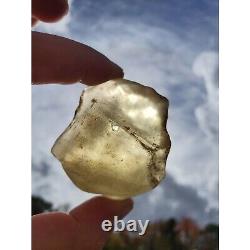 Échantillon d'impact de téktite de météorite en verre du désert libyen (700 crt) Gemme Dimples AAAAA