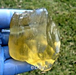 Échantillon d'impact de téktite de météorite en verre du désert libyen (850 ct) Gemme de haute qualité AAAAA