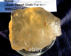 Échantillon d'impact de téktite météoritique en verre du désert libyen (385 carats) Dimples jaune A+