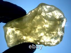 Météorite en verre du désert libyen Tektite impact spécimen (715 crt) Dimples Yellow A