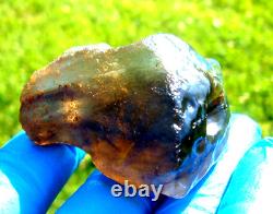 Spécimen d'impact de Tektite de météorite en verre du désert libyen (305 ct) Dimples Super foncé