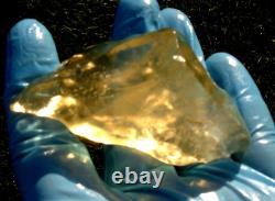 Specimen d'impact de tectite météoritique en verre du désert libyen (360 ct) Super gemme jaune