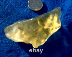 Specimen d'impact de tectite météoritique en verre du désert libyen (360 ct) Super gemme jaune