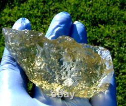 Spécimen d'impact de téktite de météorite en verre du désert libyen (360 crt) Super Gem AAAA+