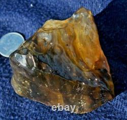 Specimen d'impact de téktite de météorite en verre du désert libyen (450 crt) Gemme sombre douce