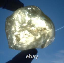 Specimen d'impact de téktite de météorite en verre du désert libyen (500 crt) Super Gem AAAAA