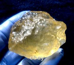 Spécimen d'impact de téktite de météorite en verre du désert libyen (540 crt) Super Gem AAAA