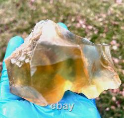 Verre de météorite de la désert libyen Tektite impact spécimen (1225 ct) Plat Jaune doux