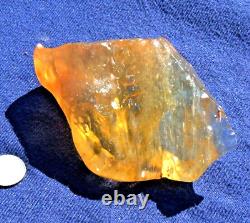 Verre de météorite de la libye Tektite impact spécimen (955 crt) Très rare orange